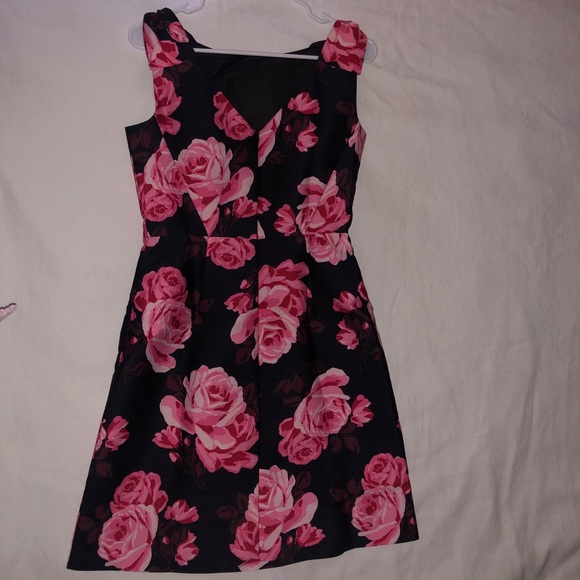 Kate Spade Rambling Roses Dress - Picture 3 of 4